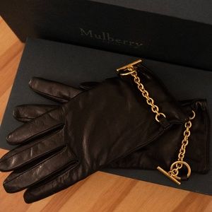 Mulberry Gold Bar And Chain Leather Gloves